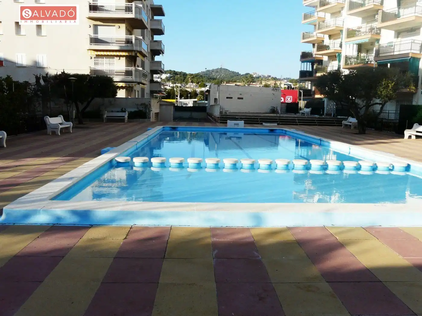 Piscina de Planta baja en venta en Calafell con Terraza, Trastero y Amueblado