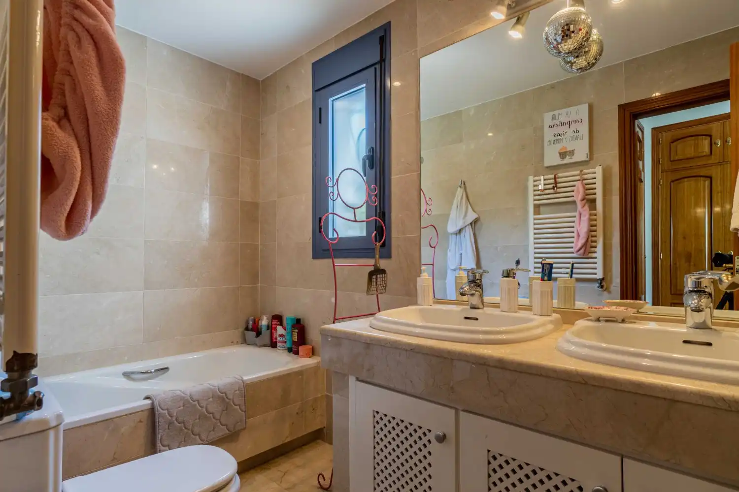 Bathroom of Houses for sale in Sotogrande Costa