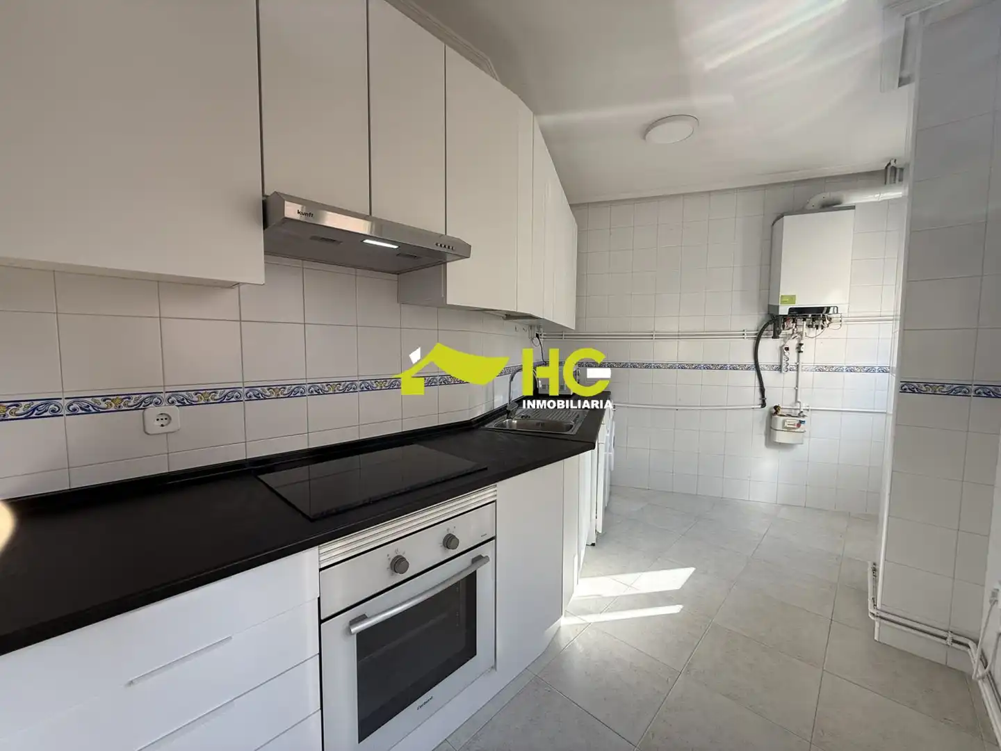 Cocina de Dúplex de alquiler en Villaviciosa de Odón con Aire acondicionado, Calefacción y Terraza