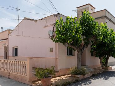 House for sale in Deltebre
