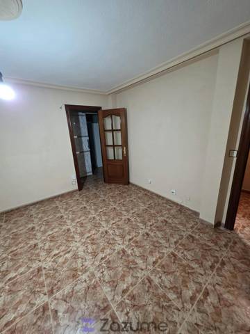 Piso en Alquiler en C. Enrique Jardiel Poncela en Arrayanes