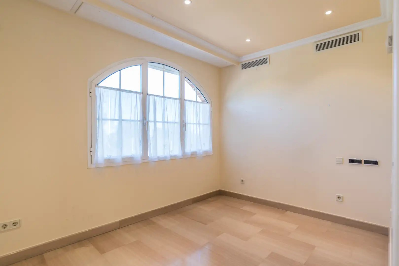 Casa o chalet en venta en Pozuelo de Alarcón con Aire acondicionado, Calefacción y Jardín privado