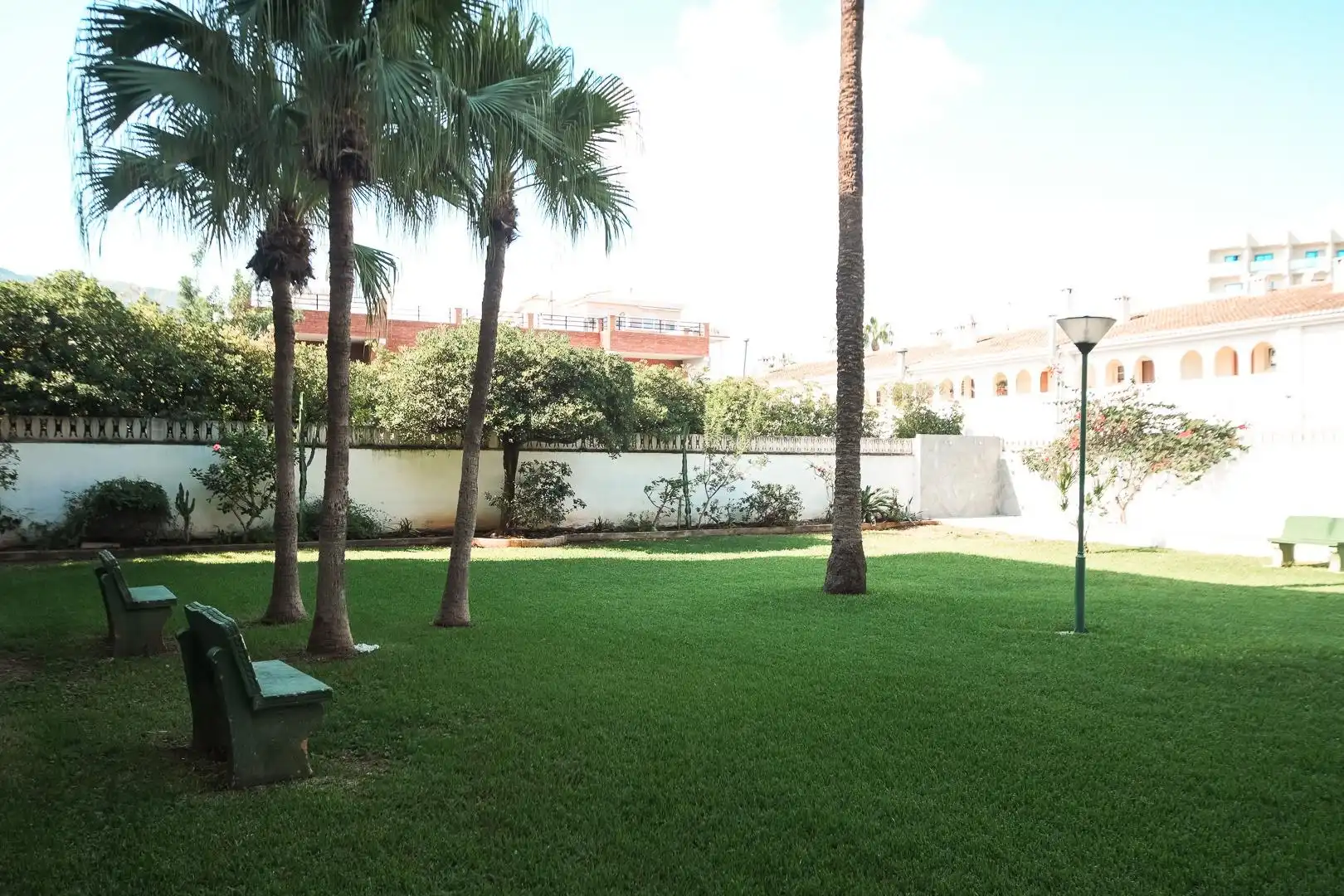 Jardín de Local en traspaso en Dénia con Aire acondicionado y Amueblado