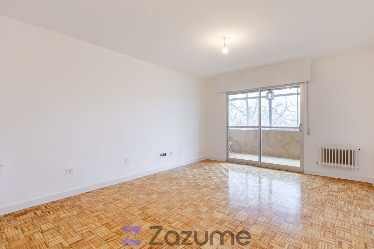 Dormitori de Pis de lloguer en Alcobendas amb Calefacció, Parquet i Terrassa