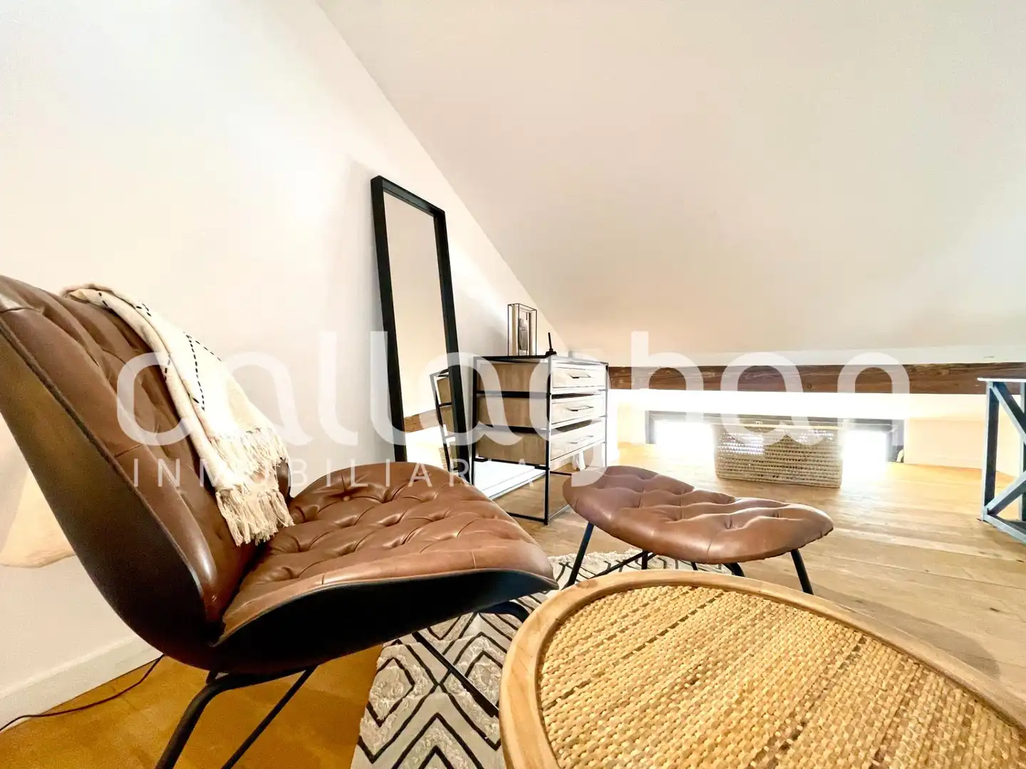 Schlafzimmer von Loft zur Miete in Valencia mit Klimaanlage, Heizung und Abstellraum