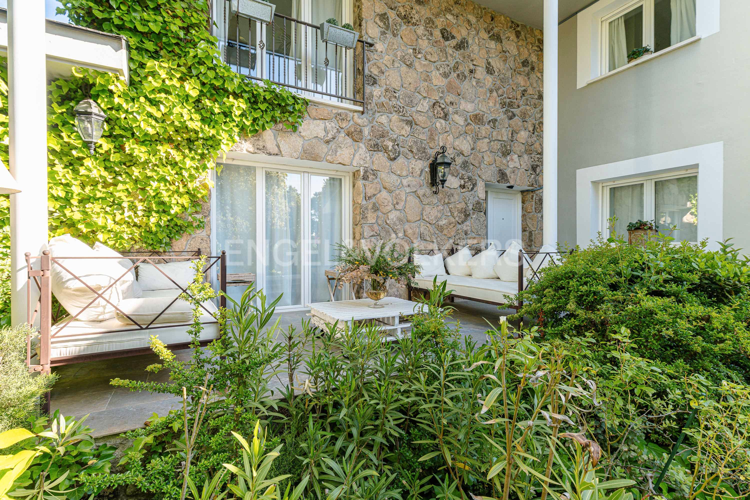 Casa o xalet en venda a Mojadillas - Parque de las Infantas - El Paraiso