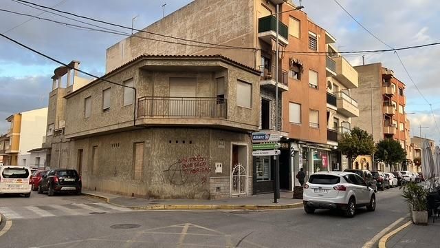 Single-family semi-detached for sale in Calle CONSTITUCION DE LA