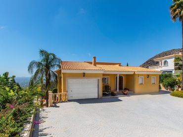 Villa con balcone in vendita a Altea Hills