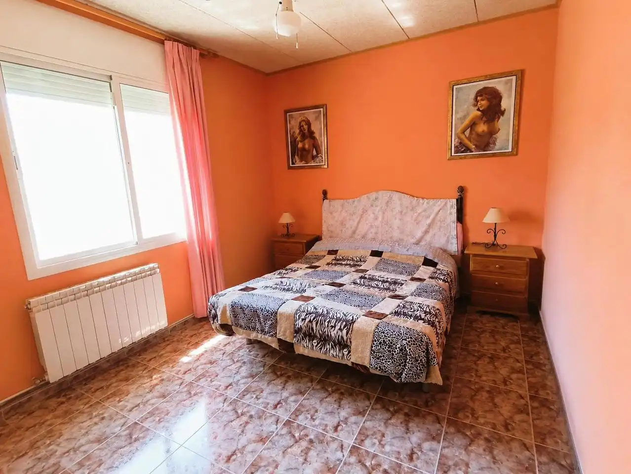 Schlafzimmer von Haus oder Chalet zum Verkauf in Canyelles mit Heizung, Privatgarten und Terrasse