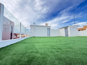 Penthouse mit Balkon zum Verkauf in Avenida Avenida Doctor Artero Guirao 30