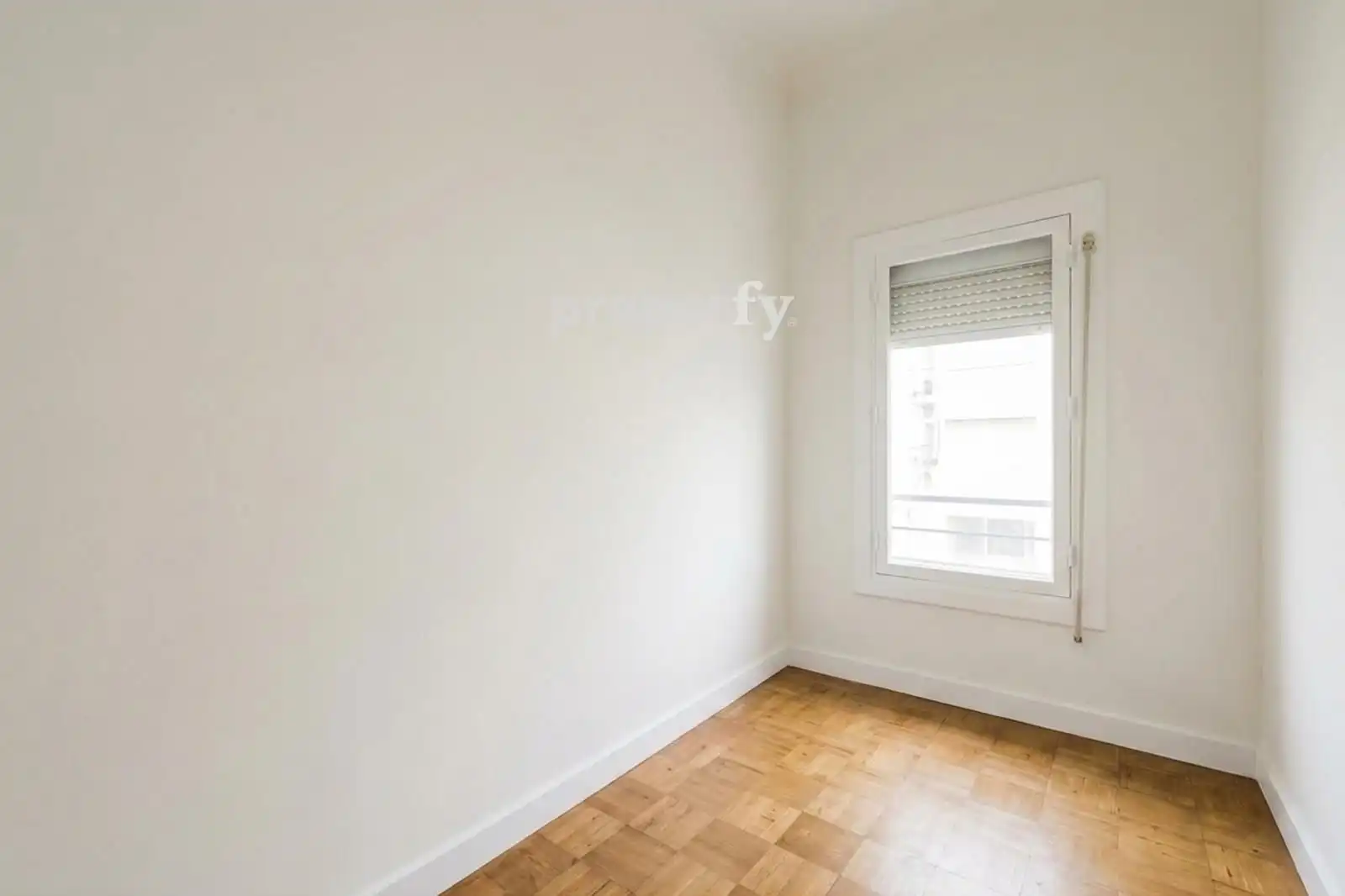 Dormitori de Casa o xalet en venda en Barcelona amb Jardí privat i Terrassa