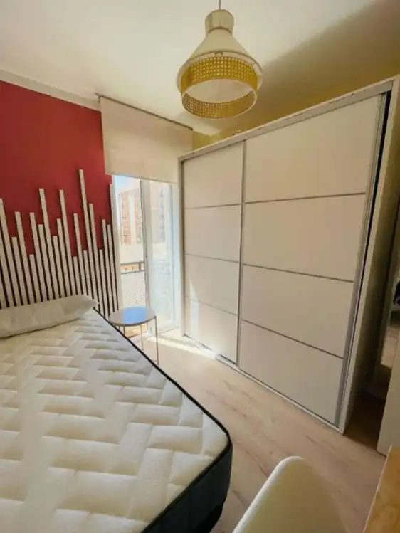 Bedroom of Flat for rent in Granada  with Air Conditioner, Furnished and Oven