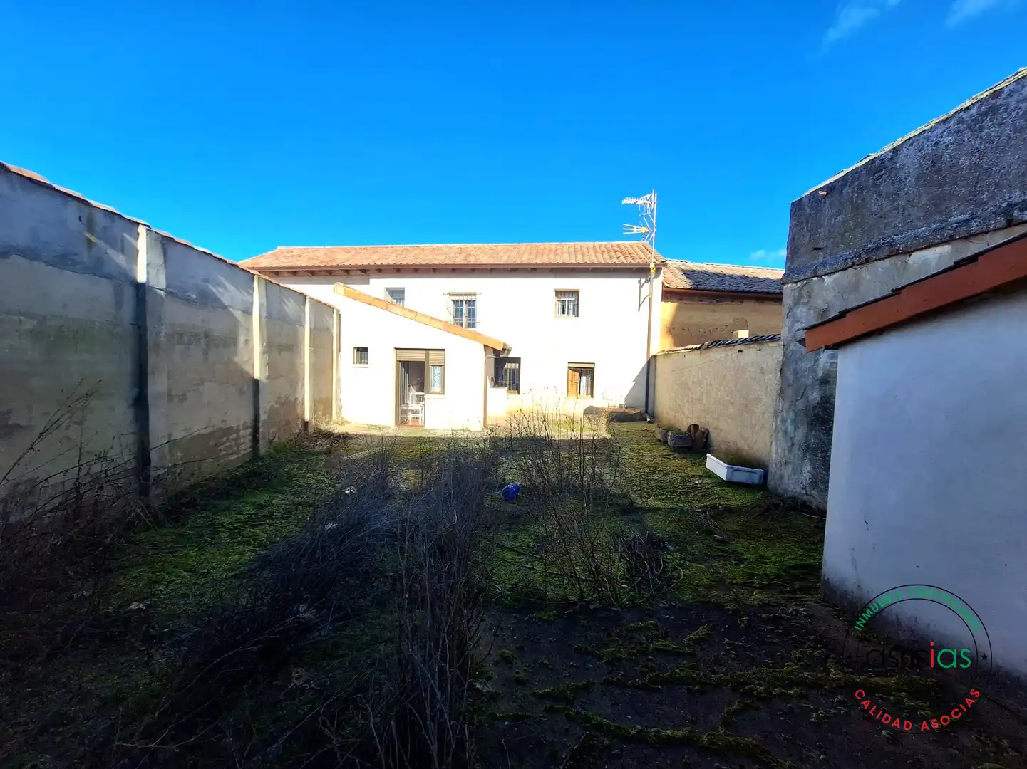 Casa o xalet en venda en Vallecillo amb Jardí privat