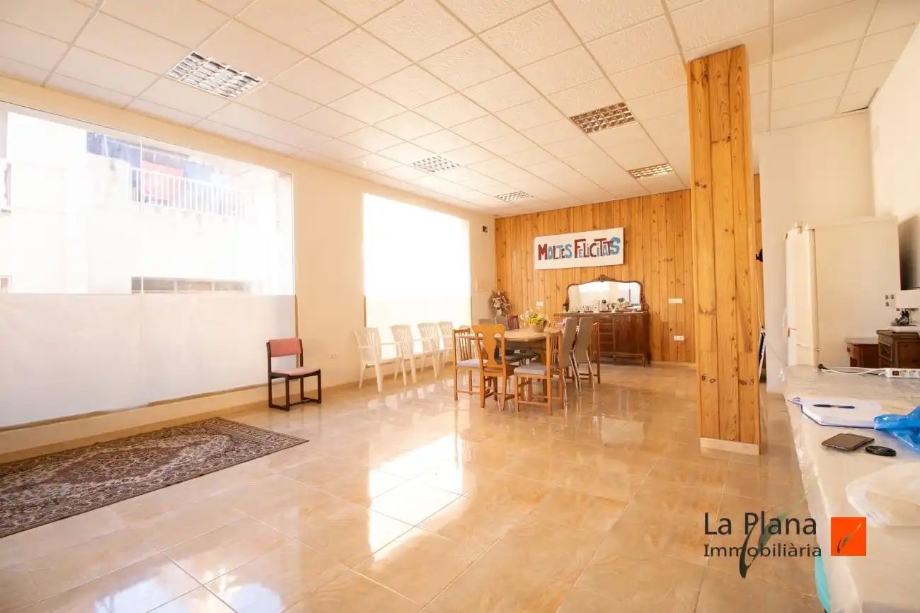 Local commercial à vendre à Santa Bàrbara