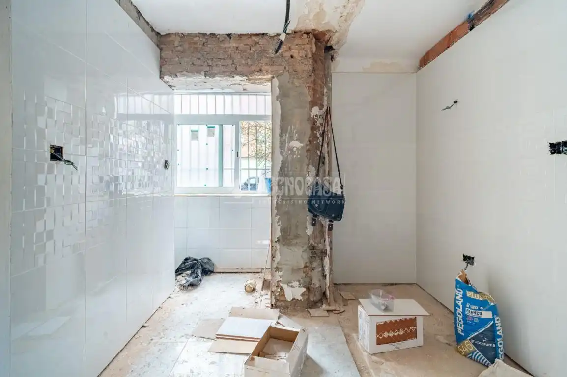 Flat for sale in Granada