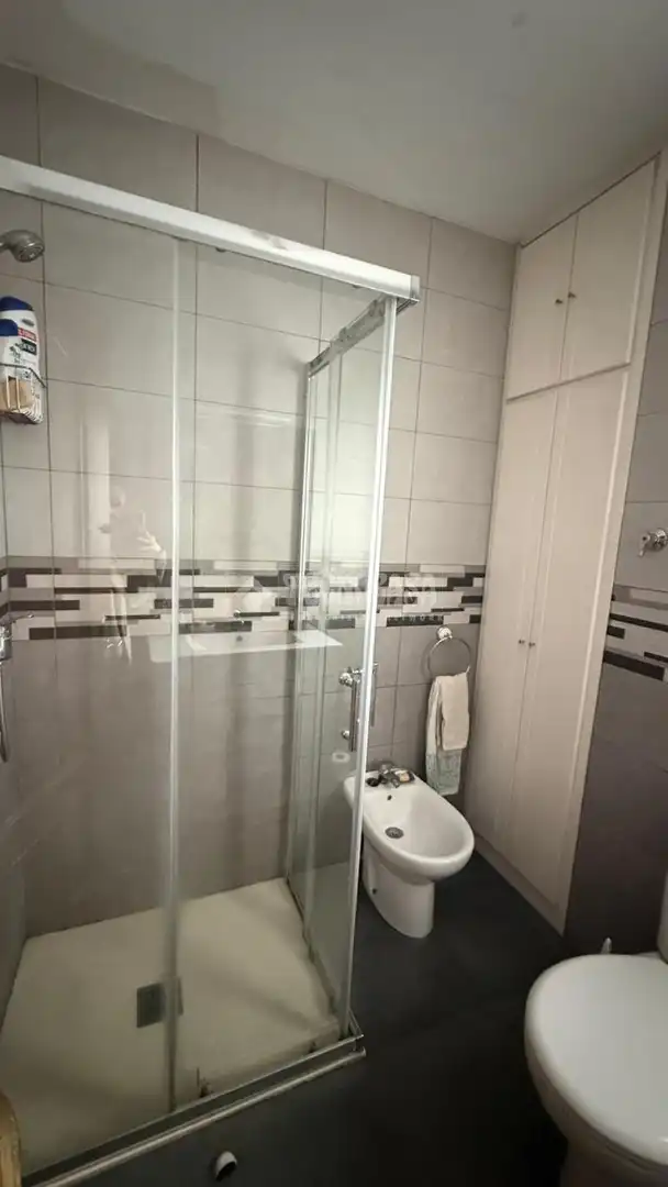 Baño de Piso en venta en Almería con Aire acondicionado