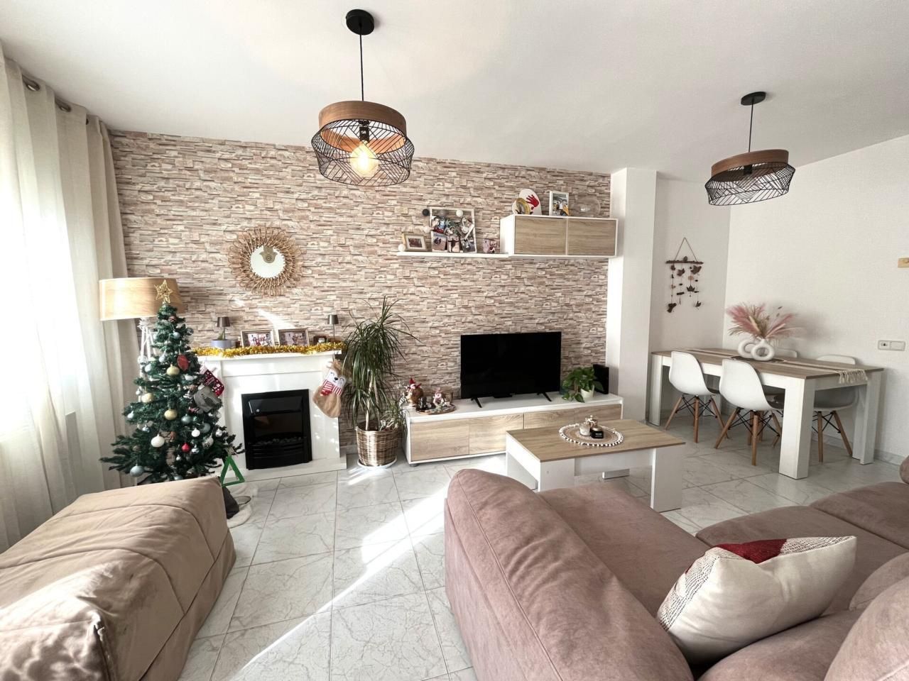 Sala d'estar de Apartament en venda en Sant Feliu de Guíxols amb Calefacció