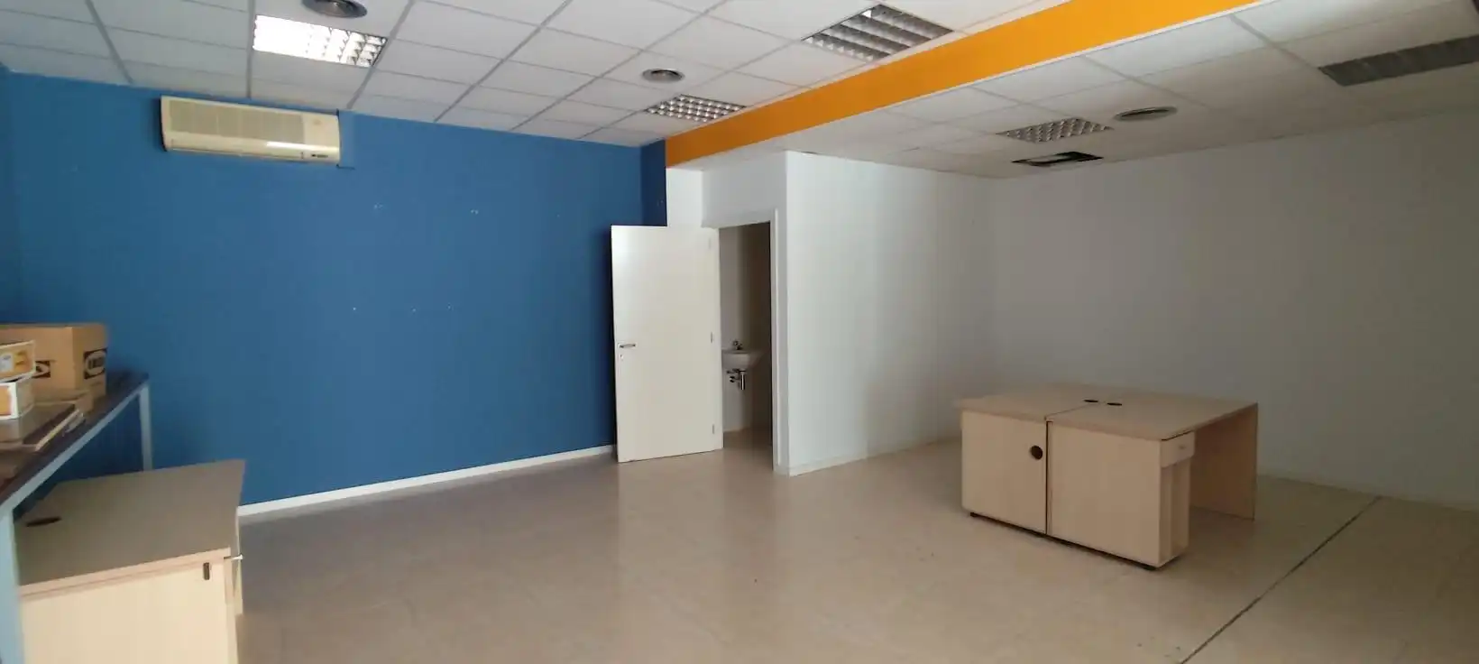 Local comercial en venda a de la Pau, imagen 30