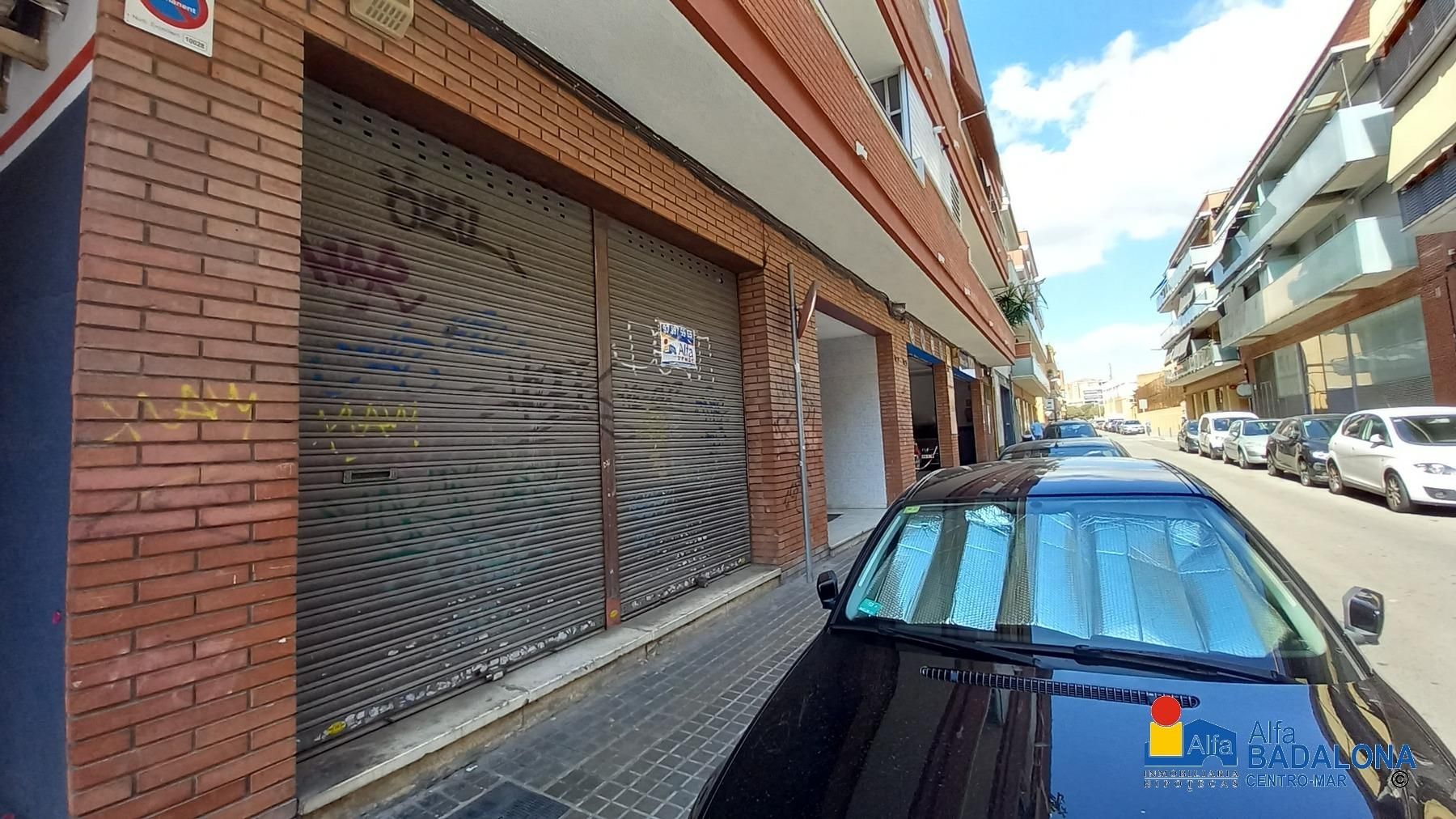 Exterior view of Premises for sale in Badalona