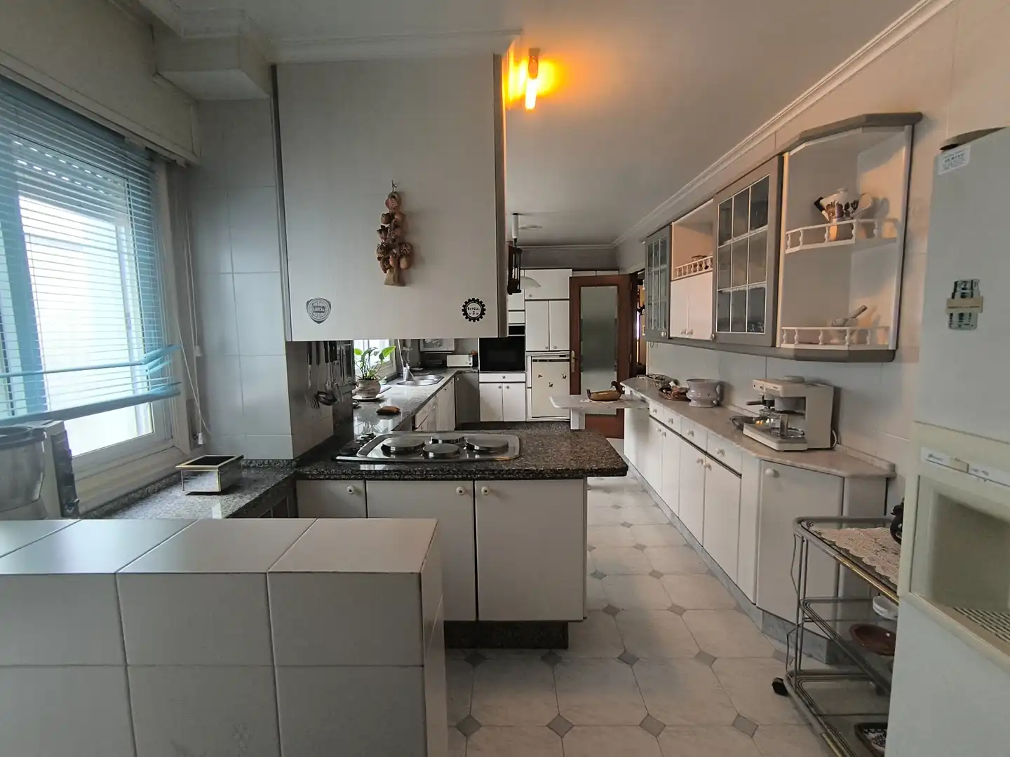 Cocina de Piso en venta en Pontevedra Capital  con Calefacción, Parquet y Trastero