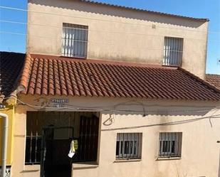 Vista exterior de Casa adosada en venda en Alosno amb Terrassa