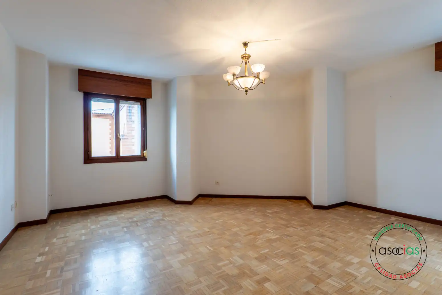 Sala d'estar de Pis en venda en Gijón  amb Calefacció i Parquet