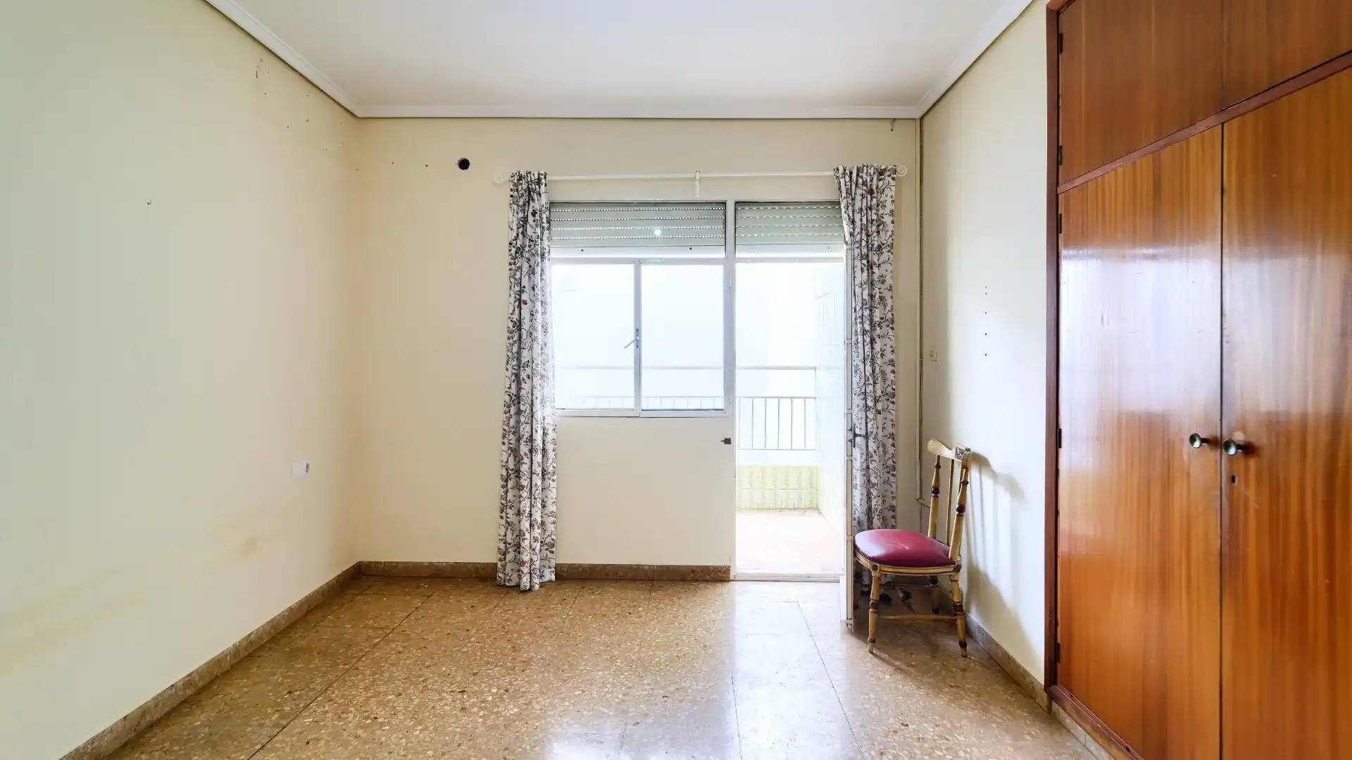 Dormitori de Pis en venda en Sagunto / Sagunt