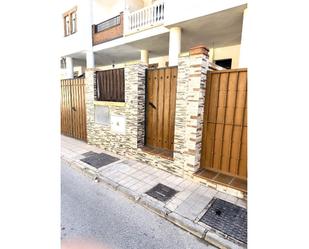 Exterior view of Single-family semi-detached for sale in Cogollos de la Vega