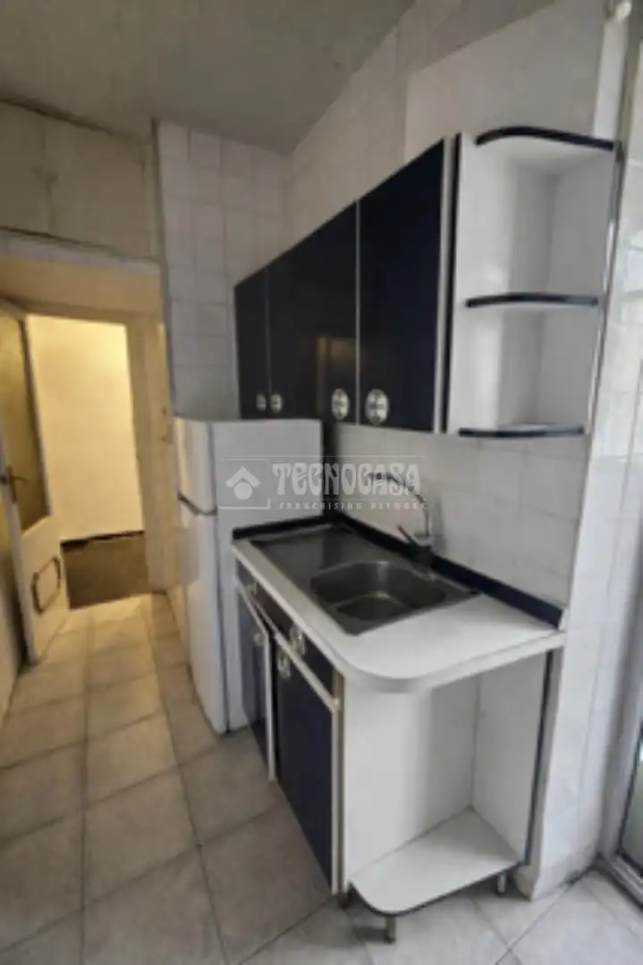 Cocina de Piso en venta en Madrid con Calefacción