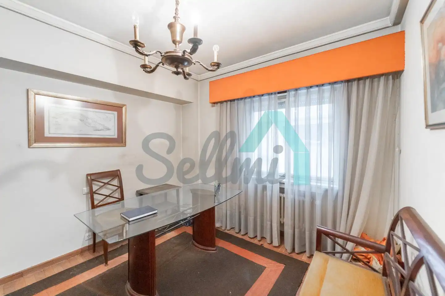Comedor de Piso en venta en Oviedo  con Calefacción y Parquet