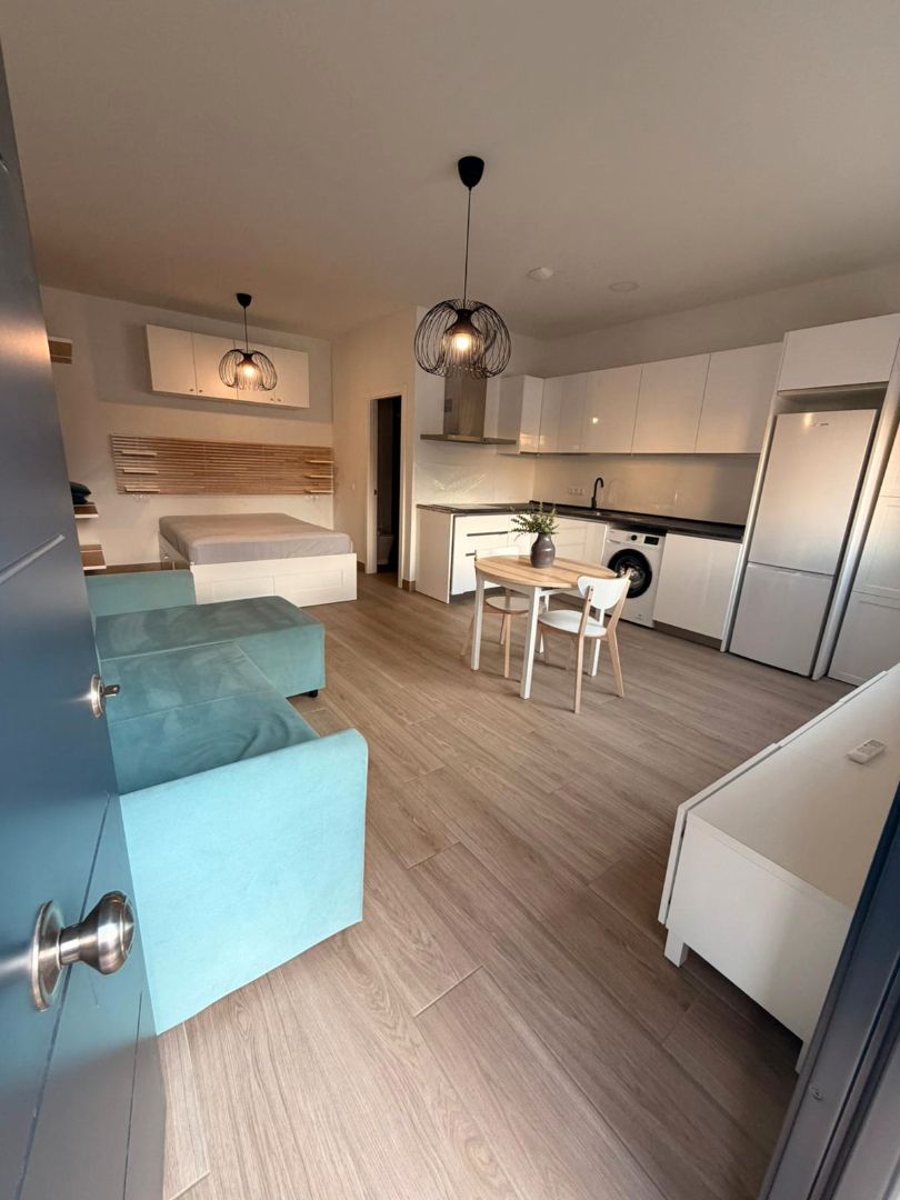 Habitación de Estudio de alquiler en Málaga Capital con Aire acondicionado y Amueblado