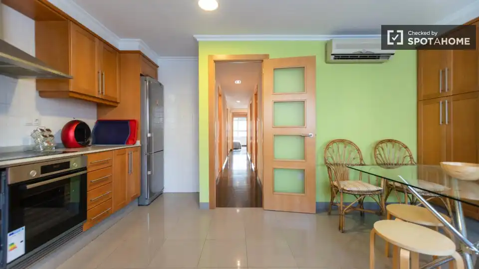 Piso de alquiler en Valencia con Aire acondicionado, Calefacción y Amueblado