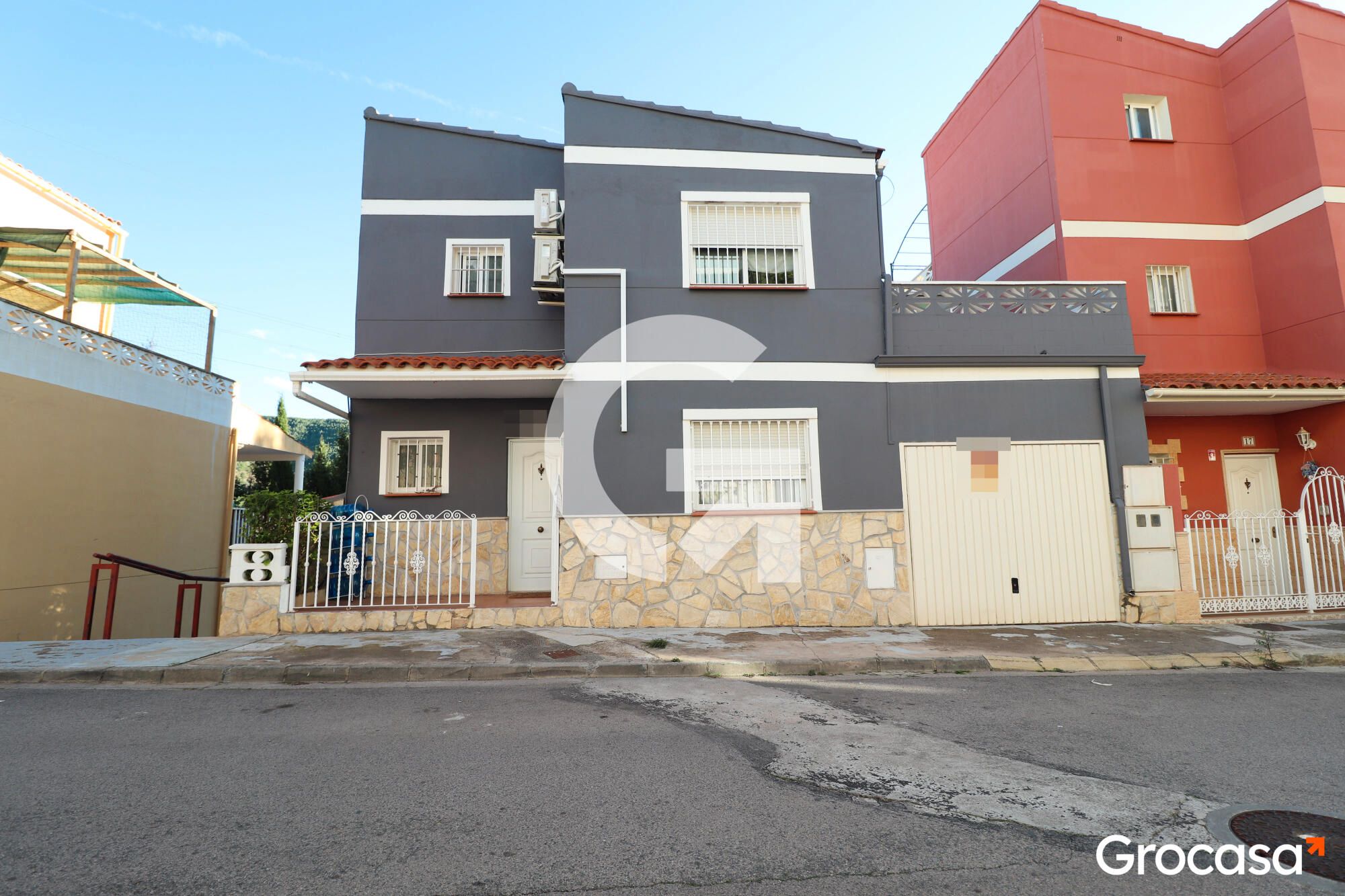 Vista exterior de Casa o chalet en venta en Gilet con Aire acondicionado, Calefacción y Jardín privado