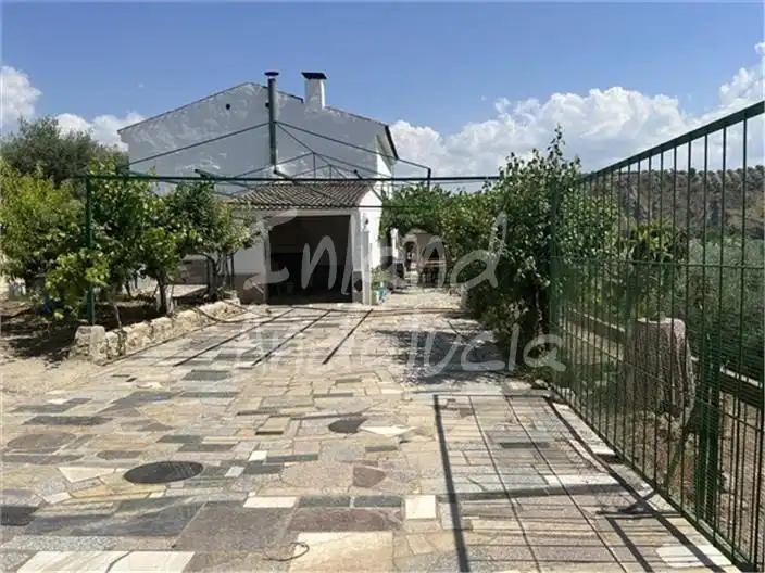 Casa rústica amb piscina en venda a Alcaudete, imagen 2