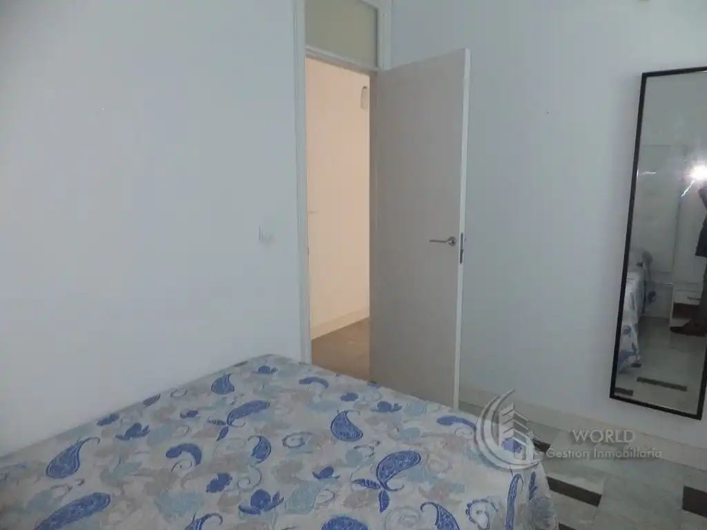 Schlafzimmer von Wohnung zur Miete in Madrid mit Heizung, Möbliert und Ofen