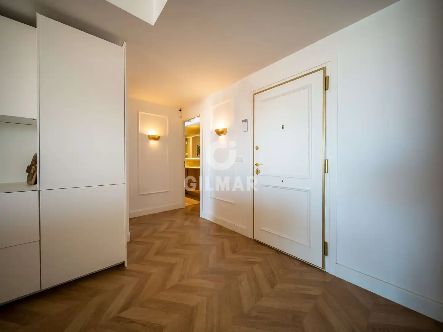 Dachboden zum Verkauf in Madrid mit Heizung, Abstellraum und Balkon