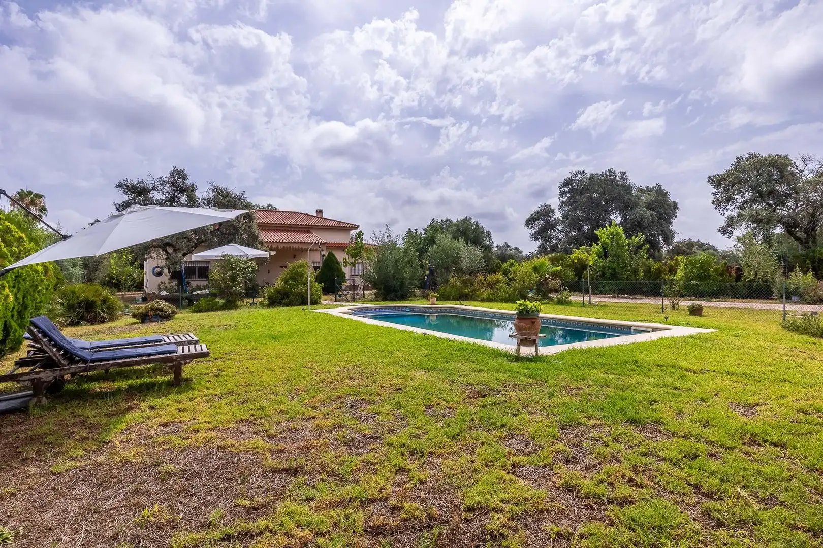 Casa o chalet en venta en Calle Milano, Sanlúcar la Mayor