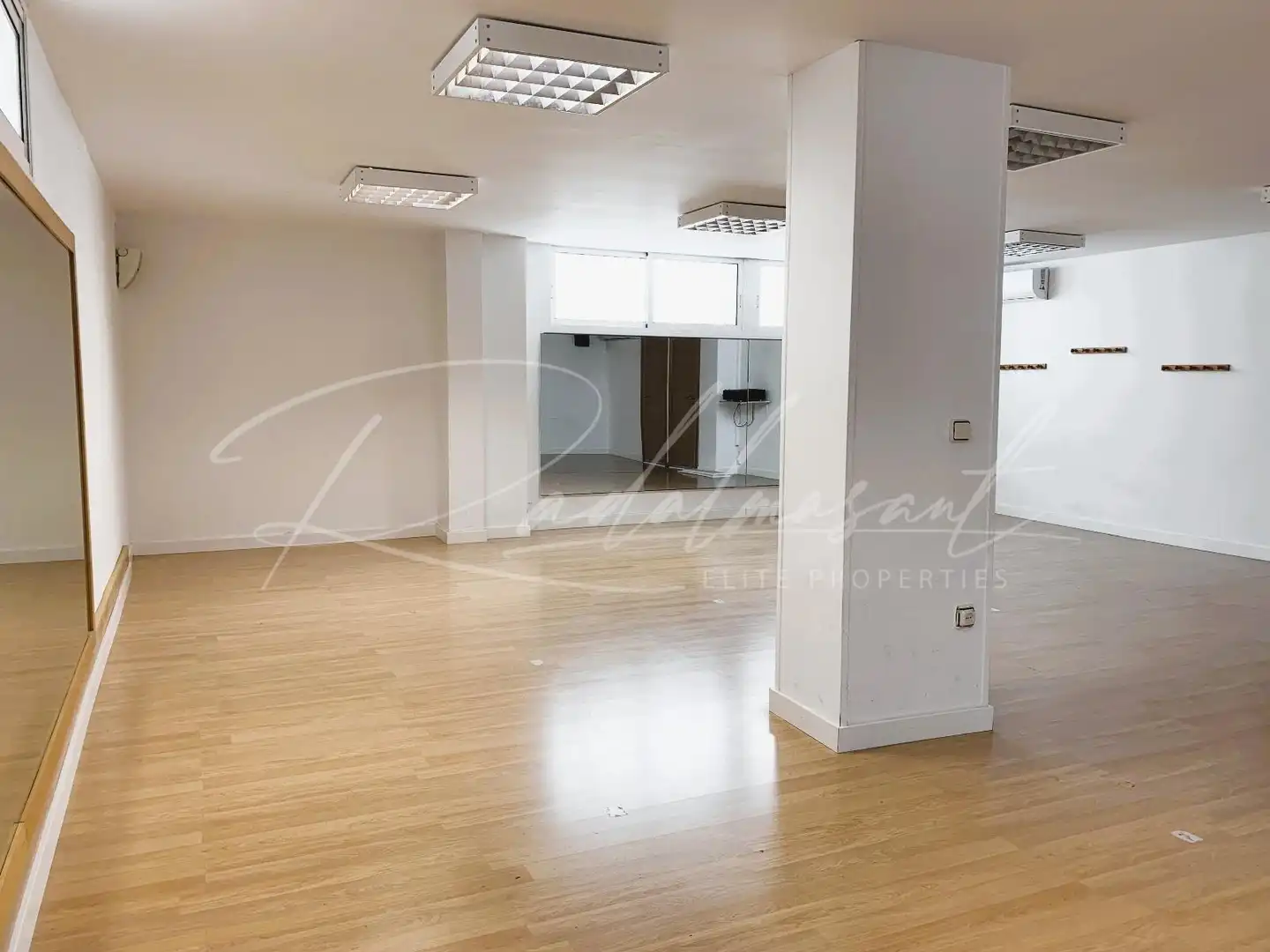 Local comercial en venda a RIU TORDERA 2