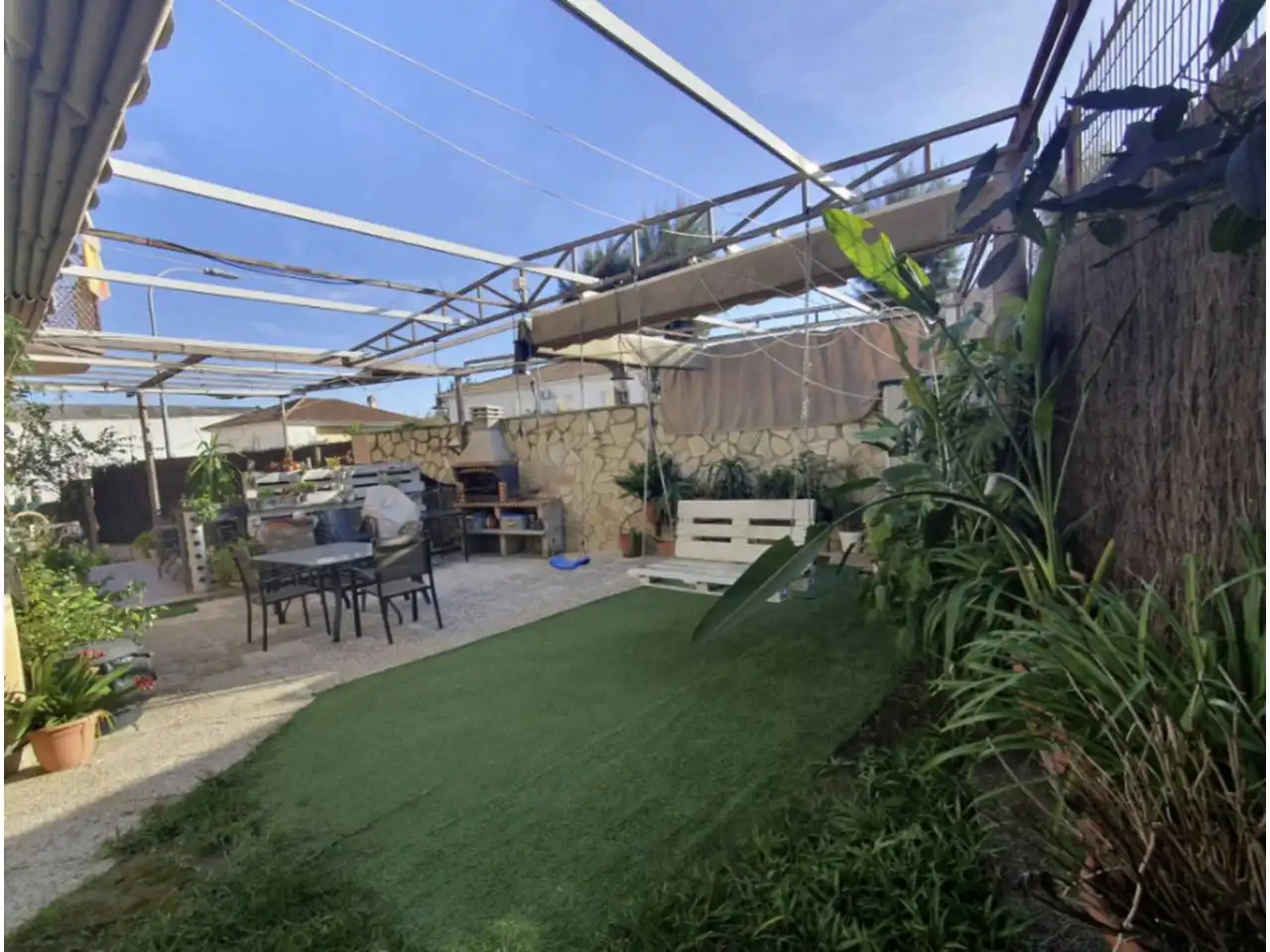 Terrassa de Casa o xalet en venda en Badajoz amb Calefacció, Jardí privat i Terrassa