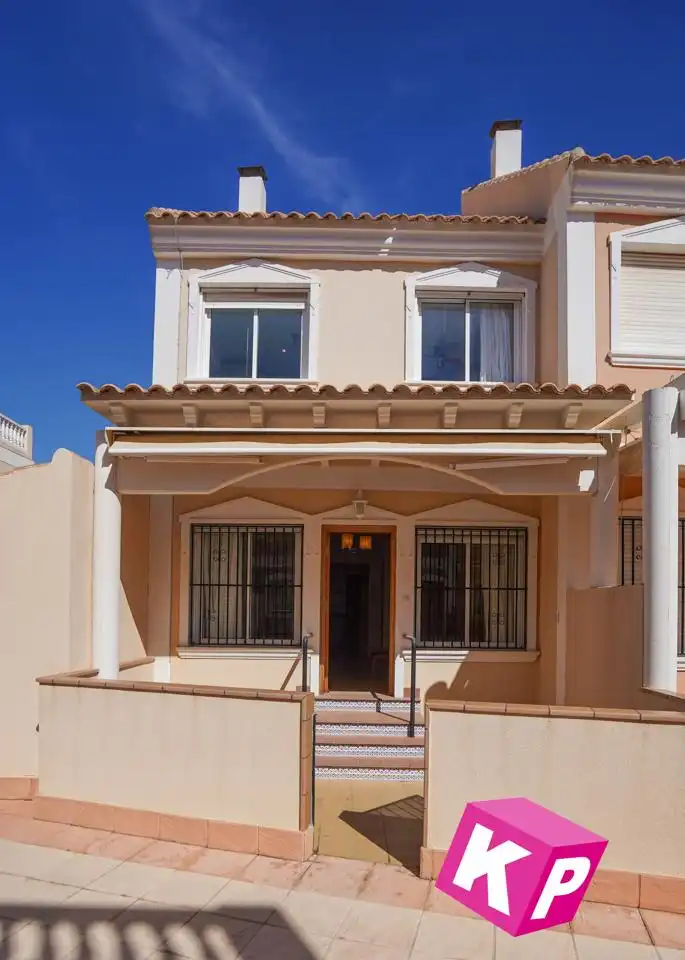 Bungalow con piscina en venta en De Portugal, imagen 13