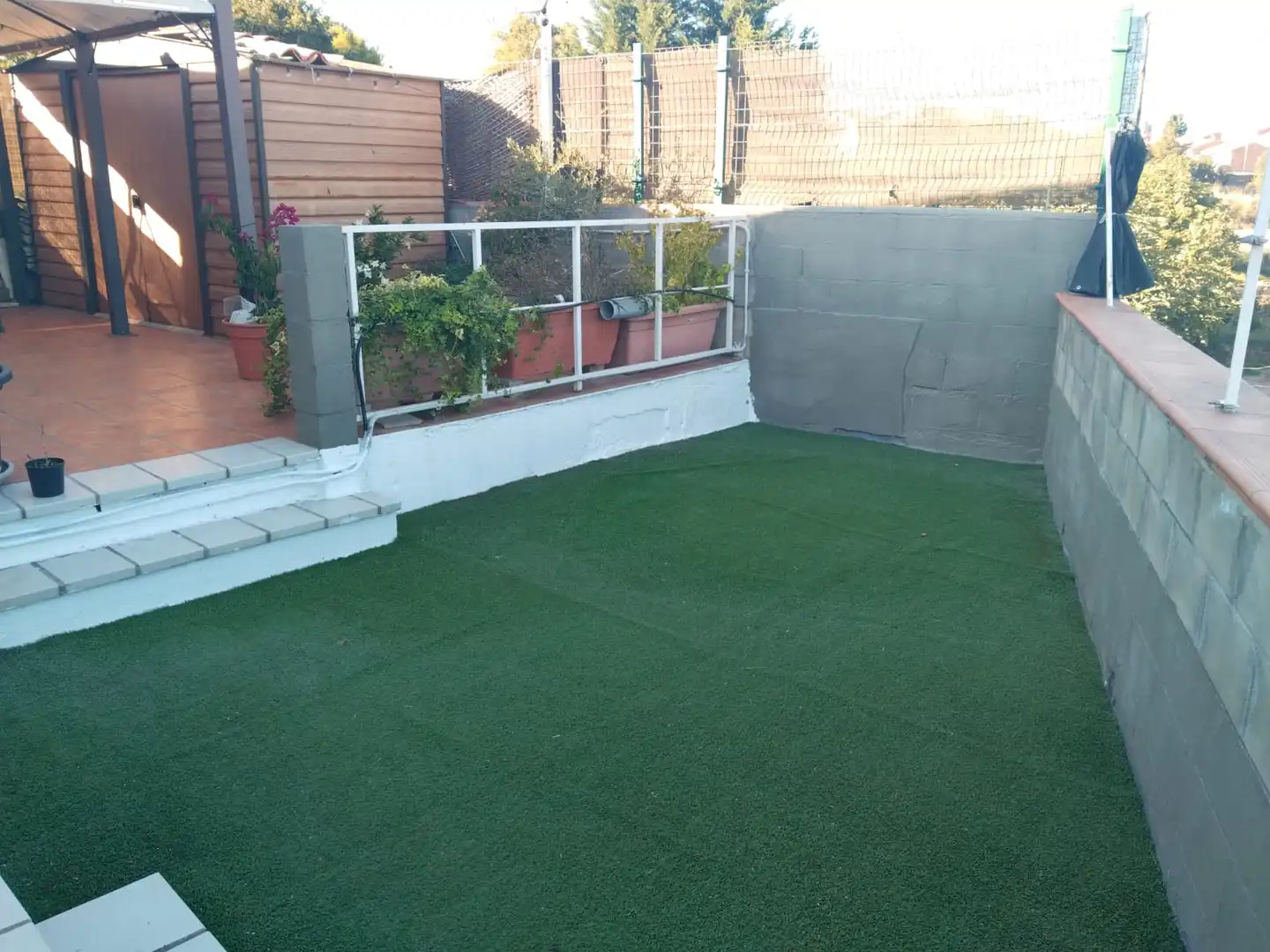 Casa con terraza en venta en Fonts dels Capellans - Sagrada Família, imagen 2