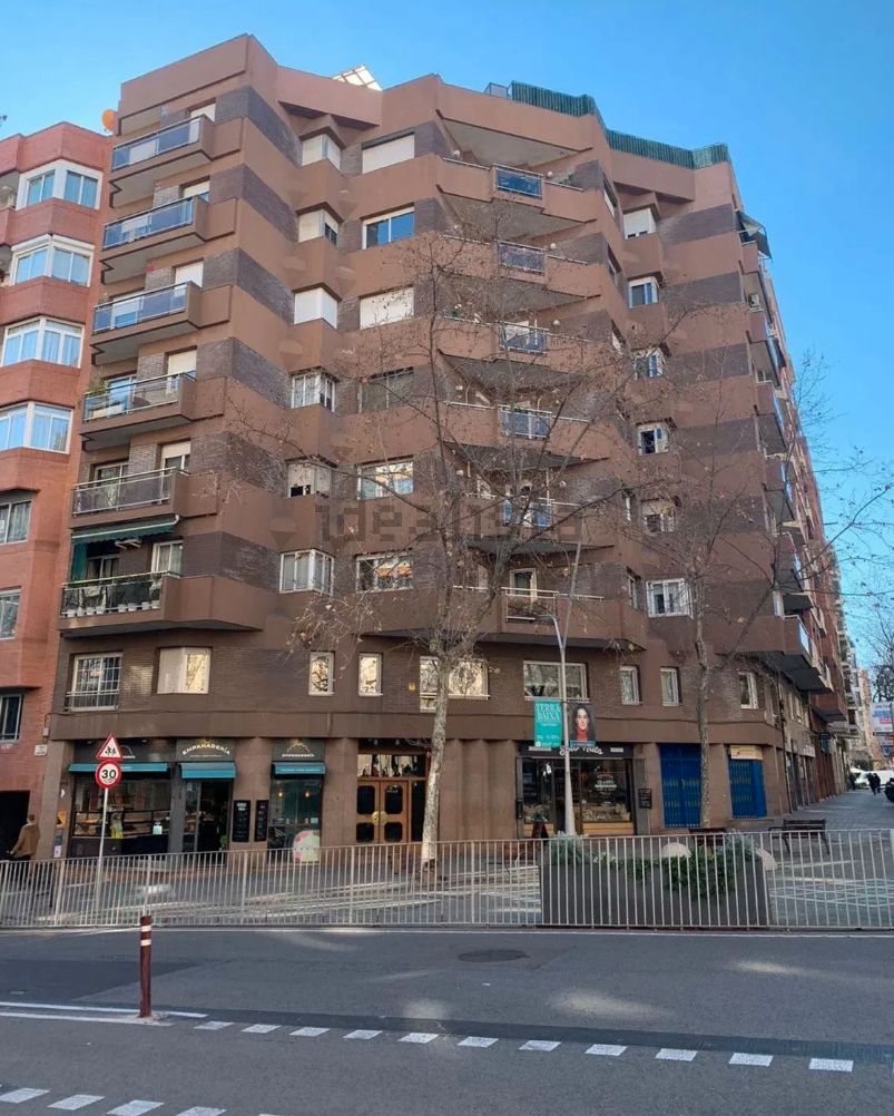 Vista exterior de Garatge en venda en  Barcelona Capital