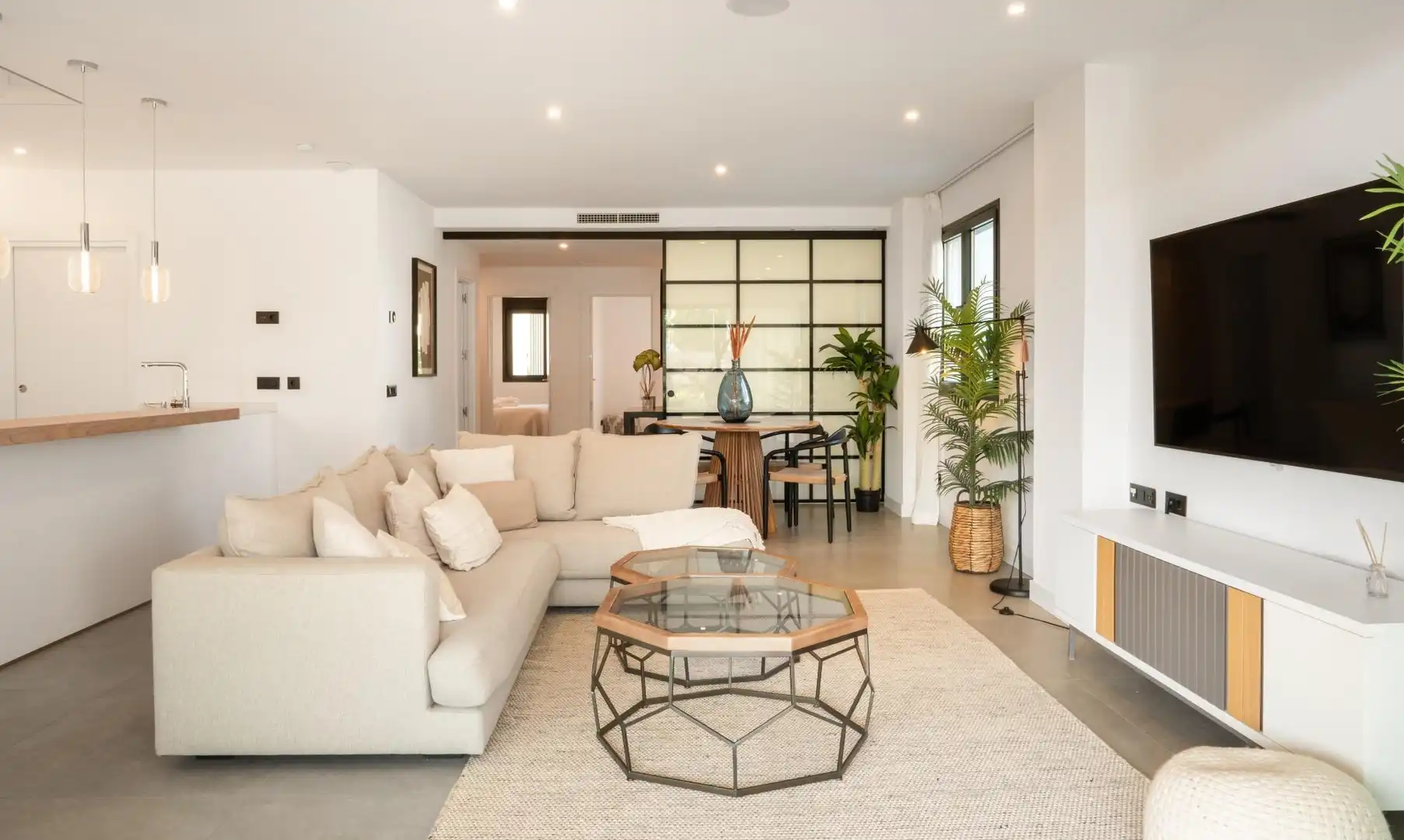 Apartamento en venta en Urbanizacion Urbanización Mirador de Estepona Hills, imagen 2