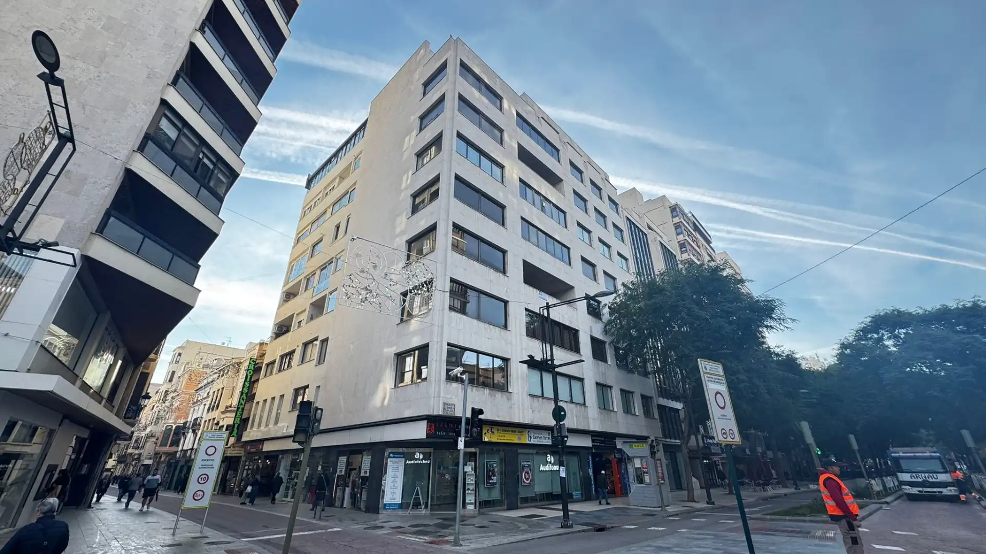 Oficina amb ascensor en venda a Avinguda Rei En Jaume 76, imagen 2