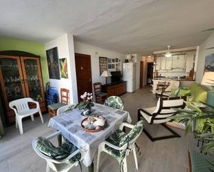 Menjador de Apartament en venda en La Manga del Mar Menor amb Terrassa, Moblat i Piscina comunitària