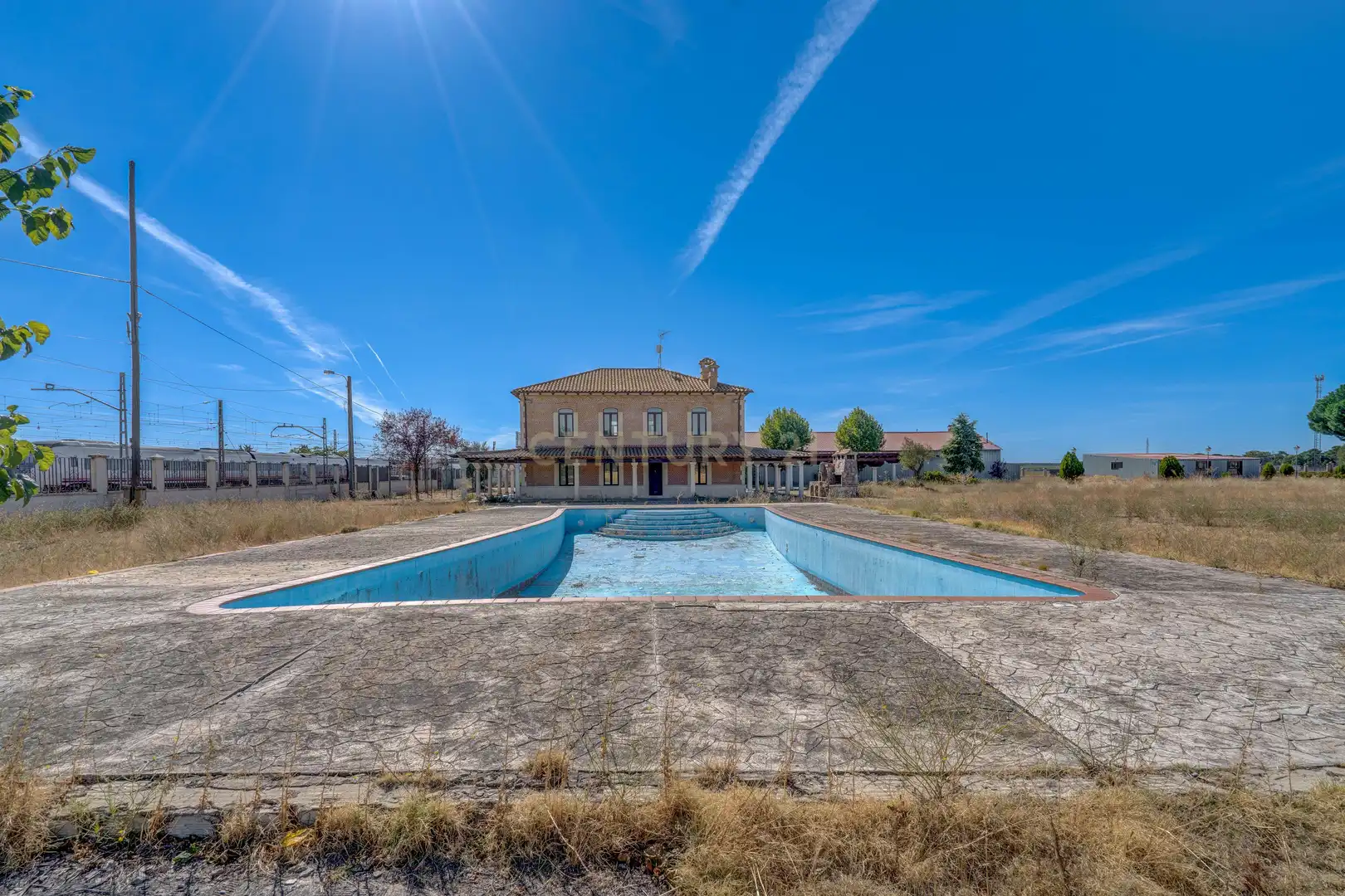 Vista exterior de Casa o chalet en venta en Valdestillas, Valladolid