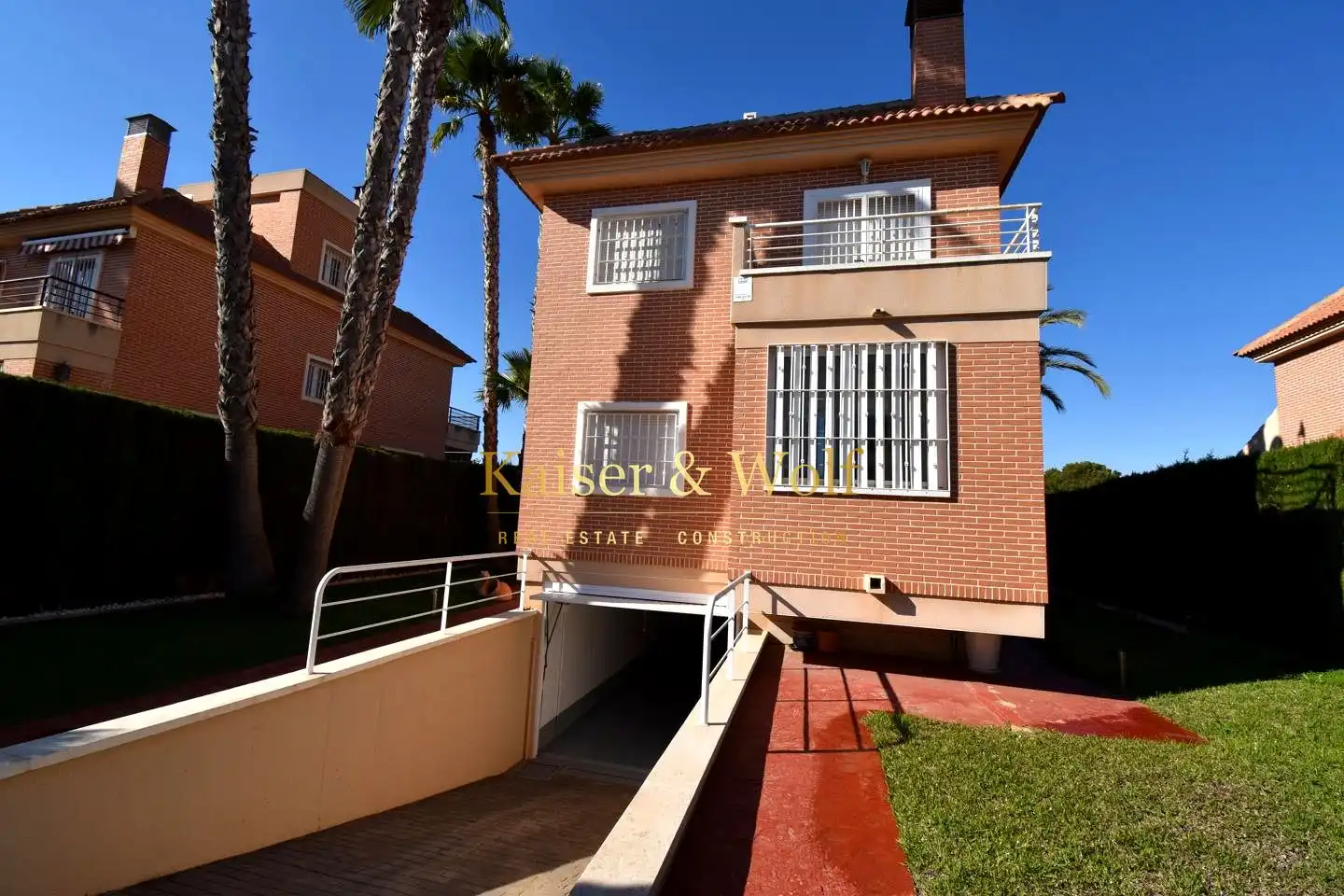 Vista exterior de Casa o chalet en venta en Santa Pola con Aire acondicionado, Jardín privado y Terraza