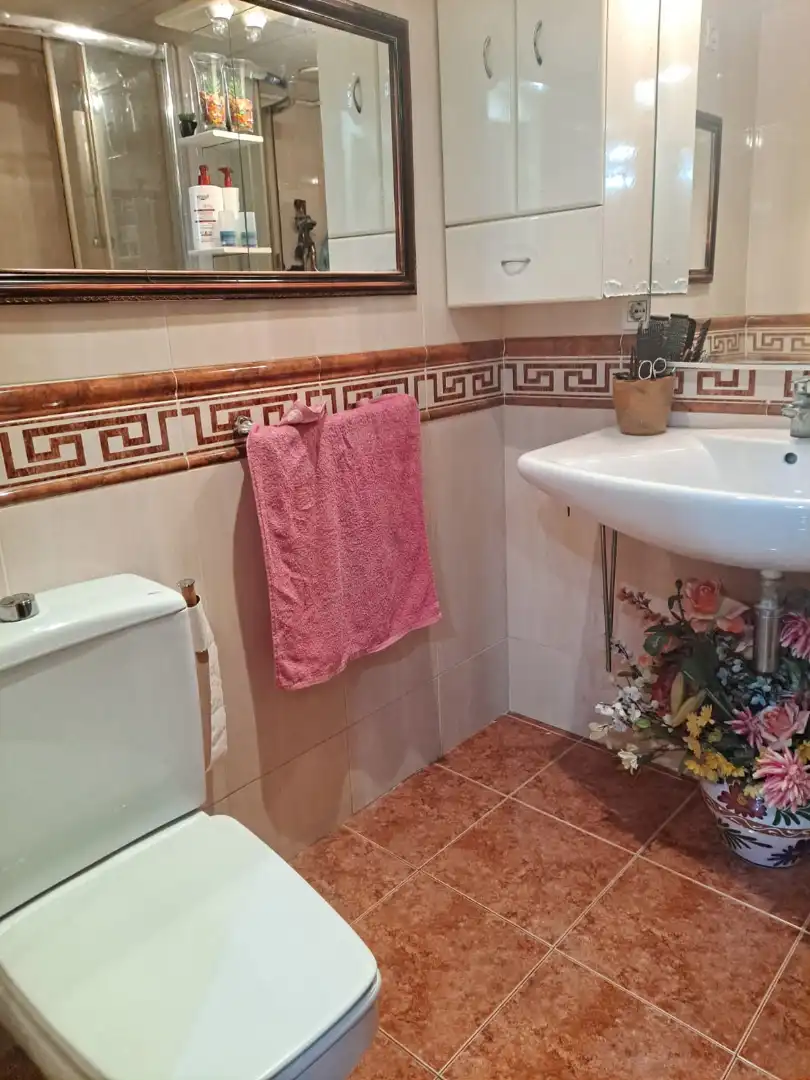 Bathroom of Flat for sale in Castellón de la Plana / Castelló de la Plana  with Air Conditioner, Heating and Terrace