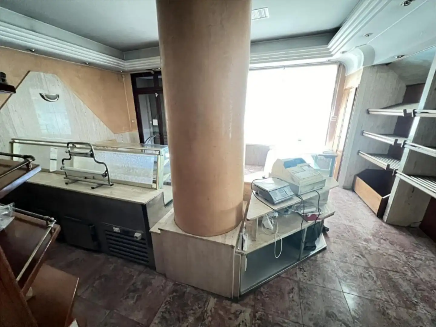 Business premises for sale in Casc Urbà, imagen 9