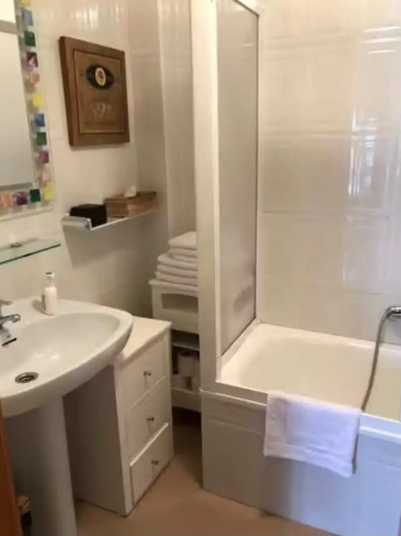 Bany de Pis de lloguer en San Vicente de la Barquera amb Calefacció
